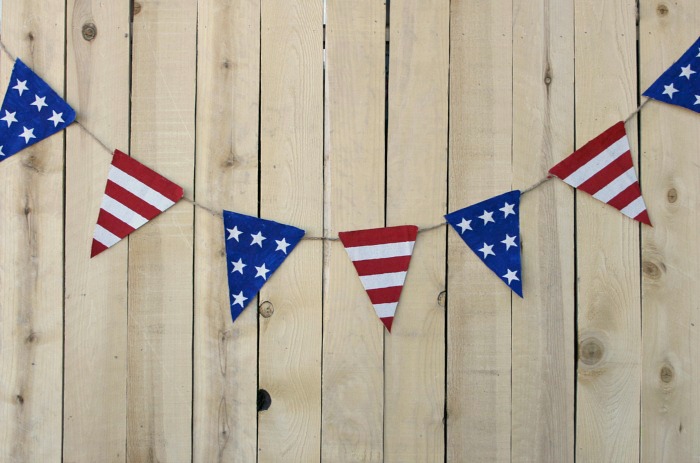 Pottery Barn-Inspired Stars and Stripes Banner