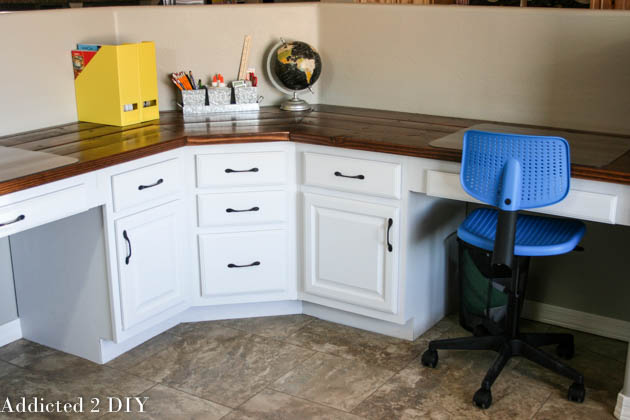 chalk-painted-desk