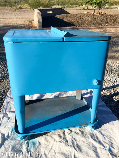 Metal ice best sale chest on wheels