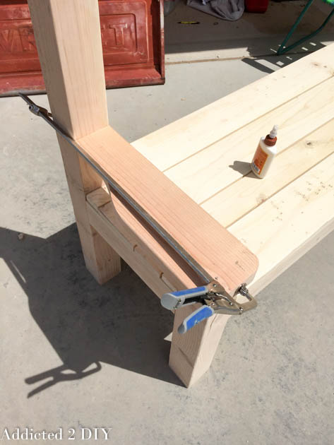 How To Build A Bench From An Old Tailgate Addicted 2 Diy