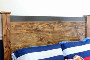 Build this gorgeous PB Teen-Inspired Rustic Double Bed using the FREE printable plans! This bed is simple to build and only costs about $160 in materials!