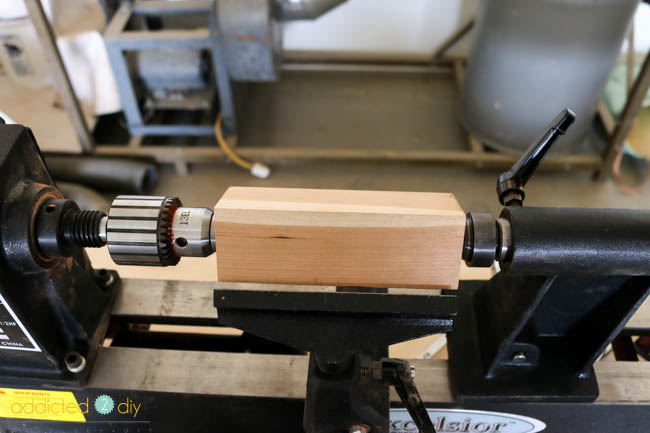 turning an ice cream scoop handle