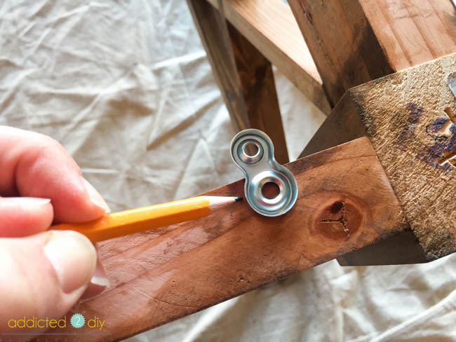 how to attach a table top