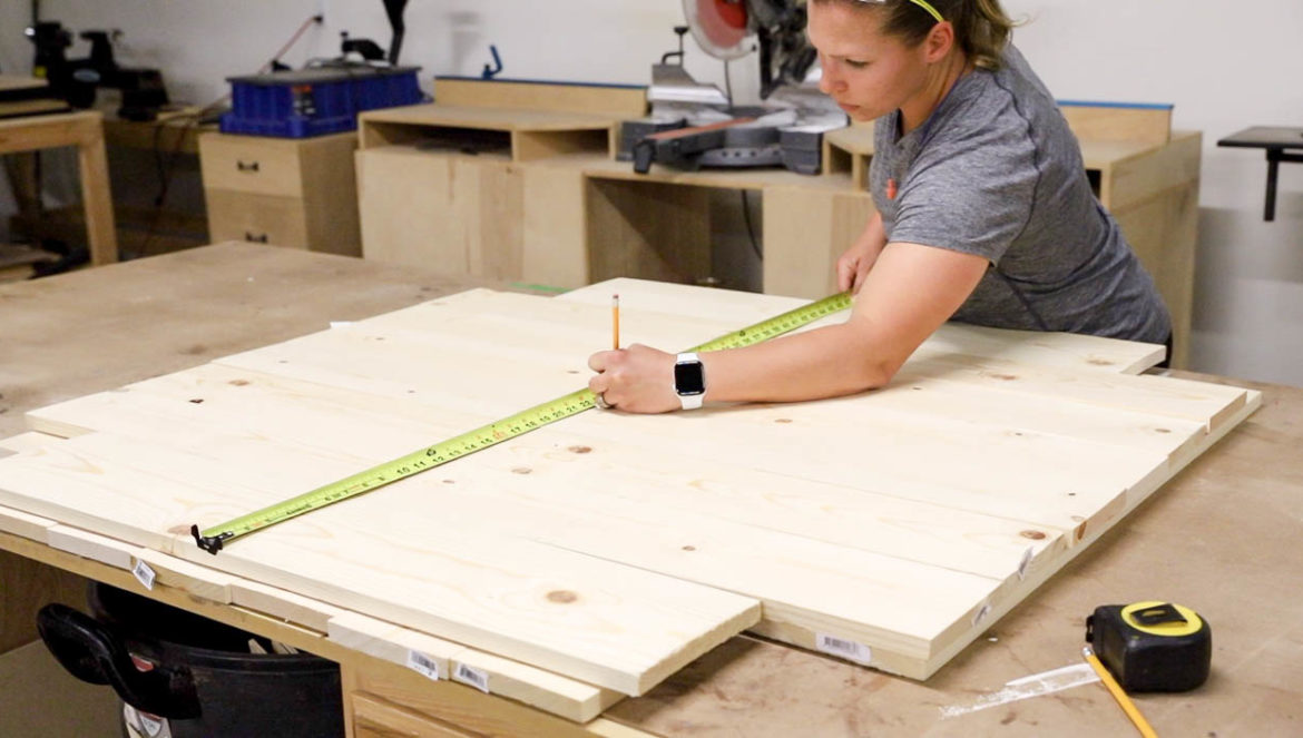 marking center of boards Addicted 2 DIY