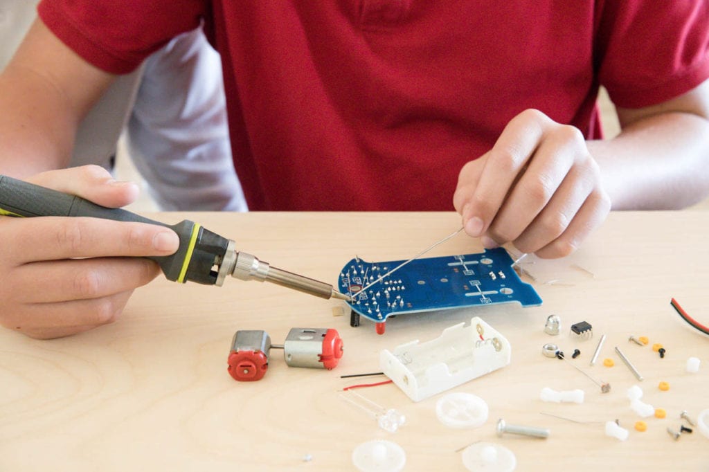 Soldering a circuit board project