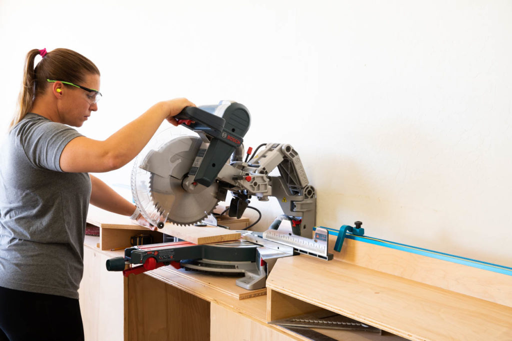 Bosch glide deals 12 miter saw