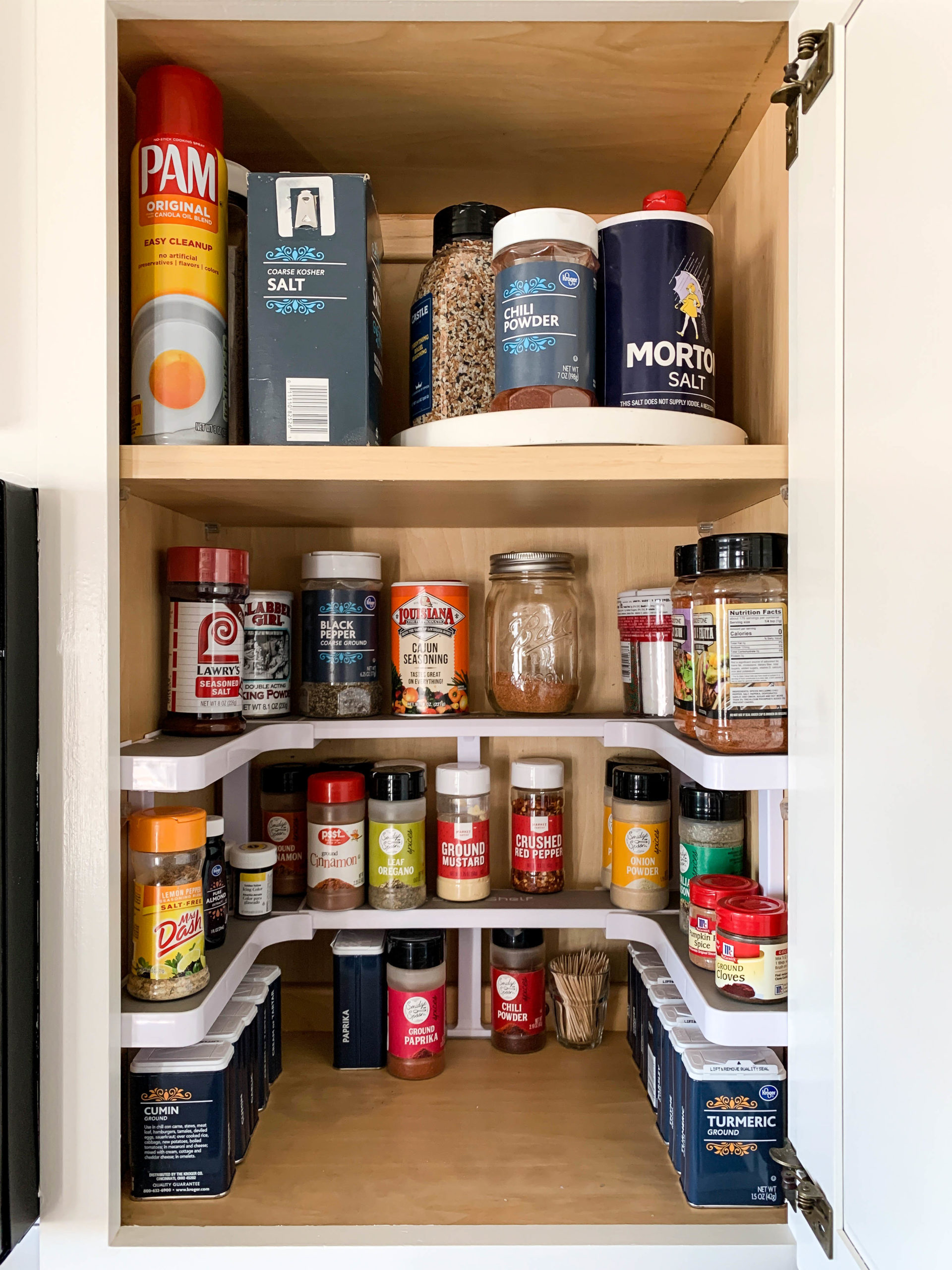 Spice Cabinet Organization - Easy and Inexpensive