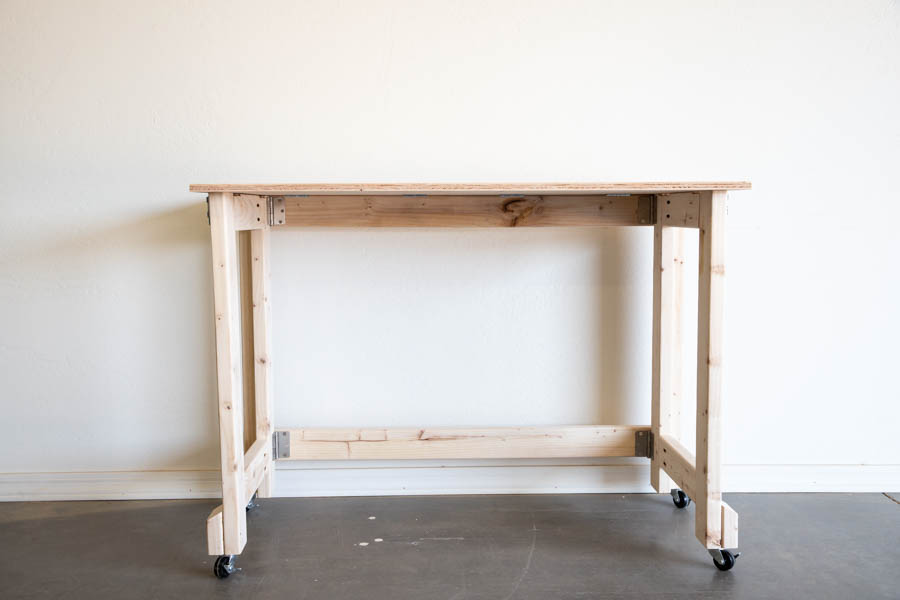 How To Build A Folding Workbench - Addicted 2 DIY