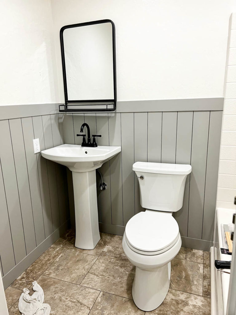 installing bathroom fixtures