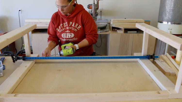 Drilling pocket screws to attach bottom apron of DIY farmhouse console table